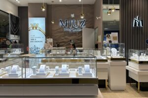 В "Невском центре" открылся ювелирный бутик под новым именем